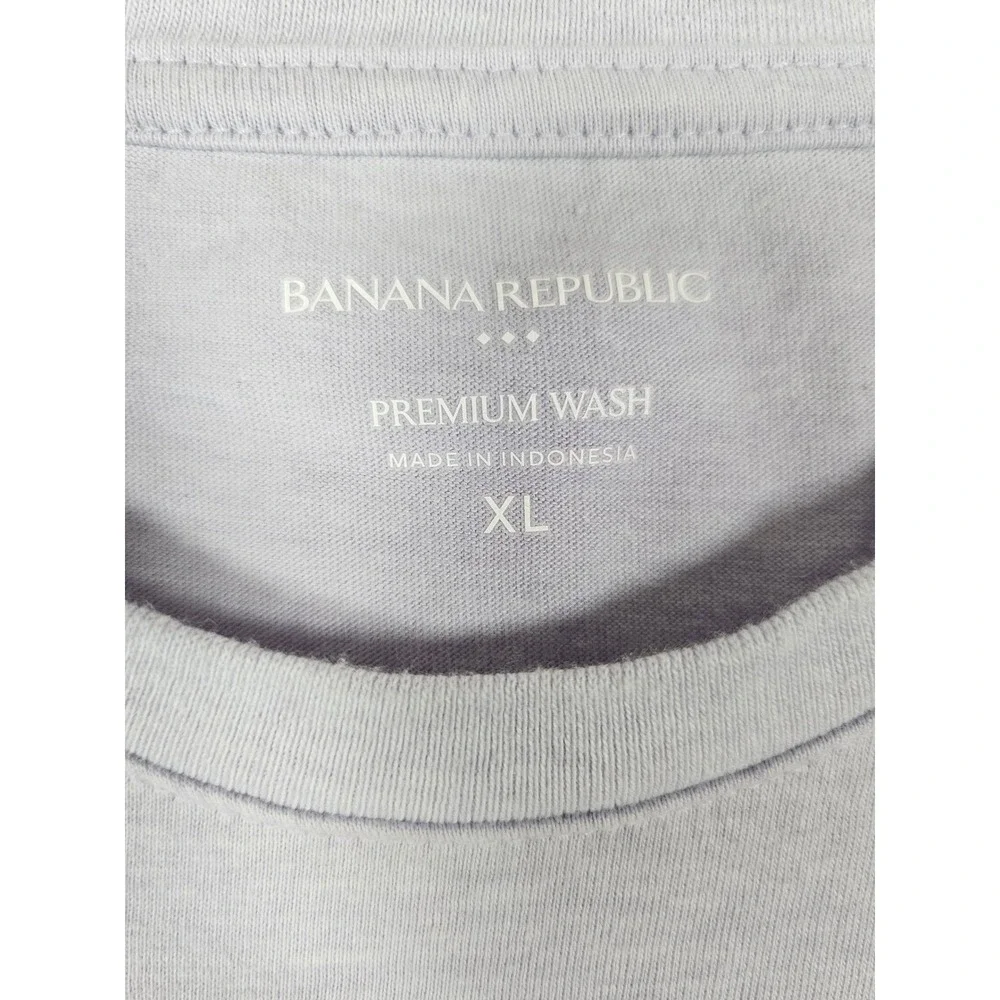 Banana Republic Mens Premium Wash T-Shirt XL Light Purple Lavender Crewneck Tee - Picture 3 of 6